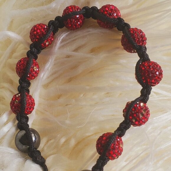 Unisex Ruby Red Coloured Swarovski Crystal Balls & Smooth Round Hematite Beads🌴 - Picture 1 of 6